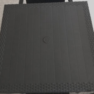 Tavolo tavolino quadrato per 4 persone 80x80 cm Figaro Garden in dura resina finto rattan vimini nero antracite per bar ristorante casa giardino balcone