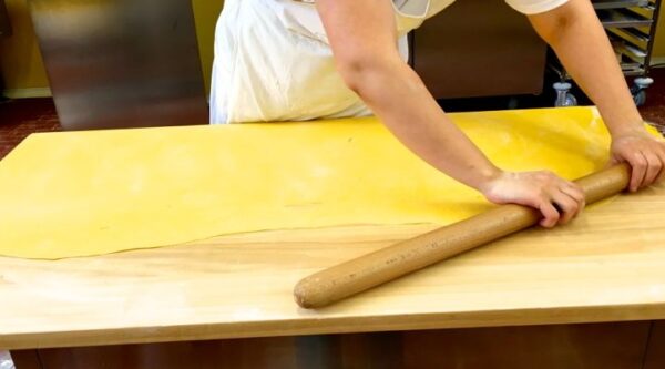 Tavola rettangolare per ammassare la pasta in legno di faggio con blocco per tavolo da cucina 100x60 cm