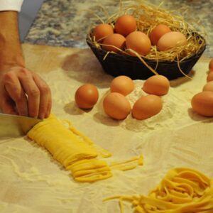 Tavola rettangolare per ammassare la pasta in legno di faggio con blocco per tavolo da cucina 100x60 cm